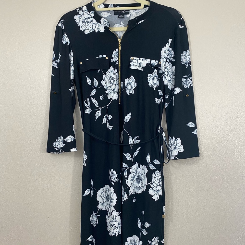 Floral front zip dress